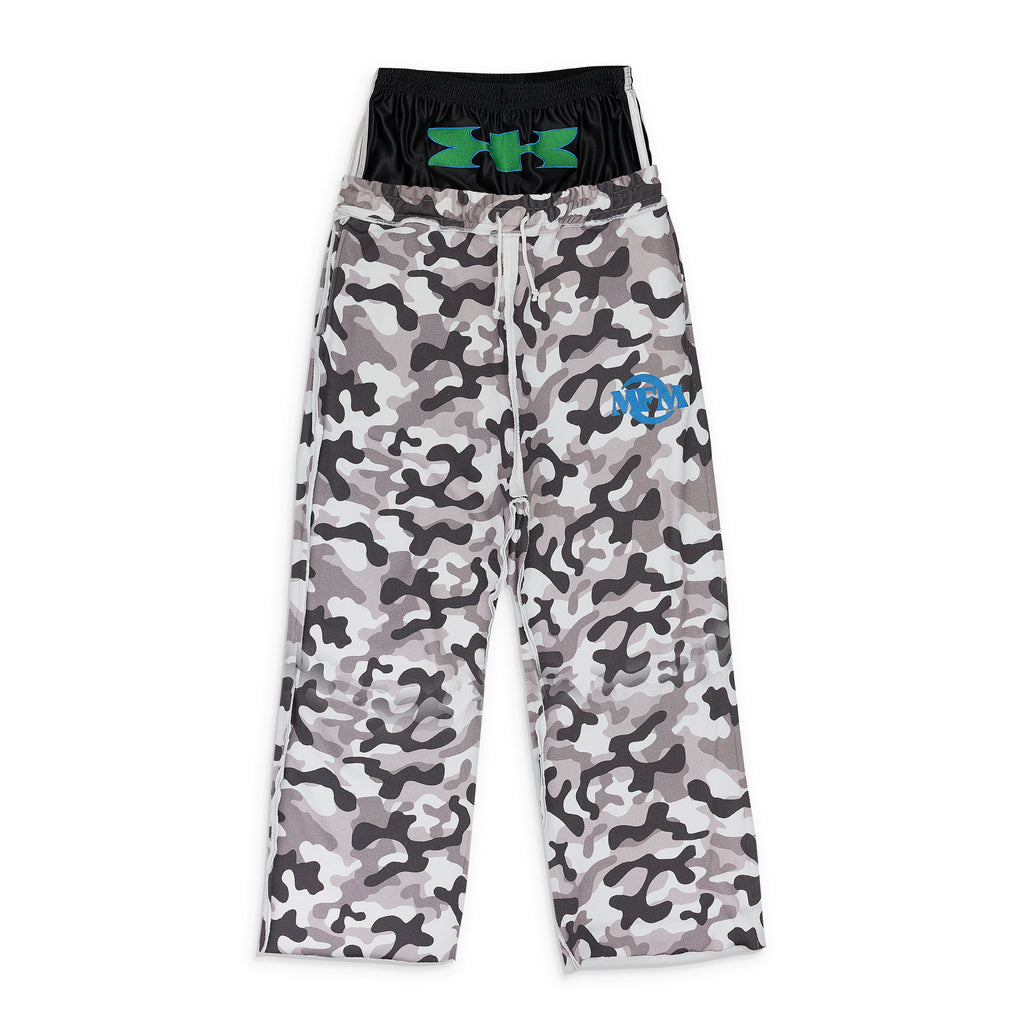 GREEDY UNIT x MURD333R.FM WHITE CAMO SWEATSHORTS