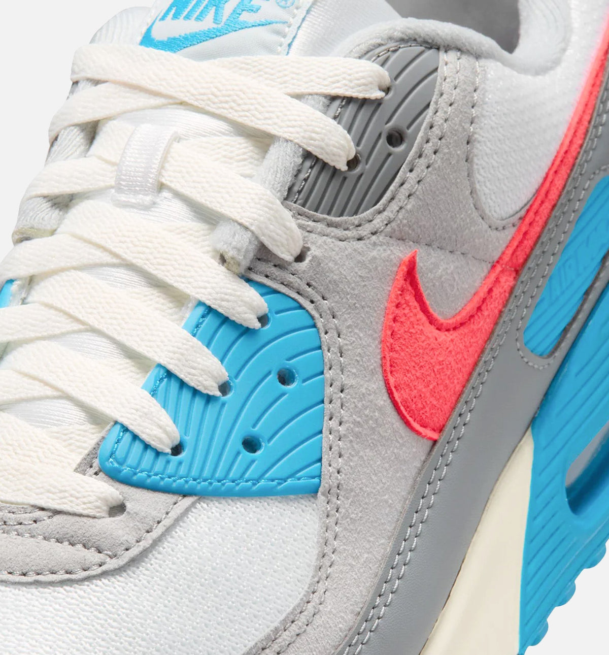 Air Max III – Men's Lifestyle Shoe in Cool Grey/Infrared 23