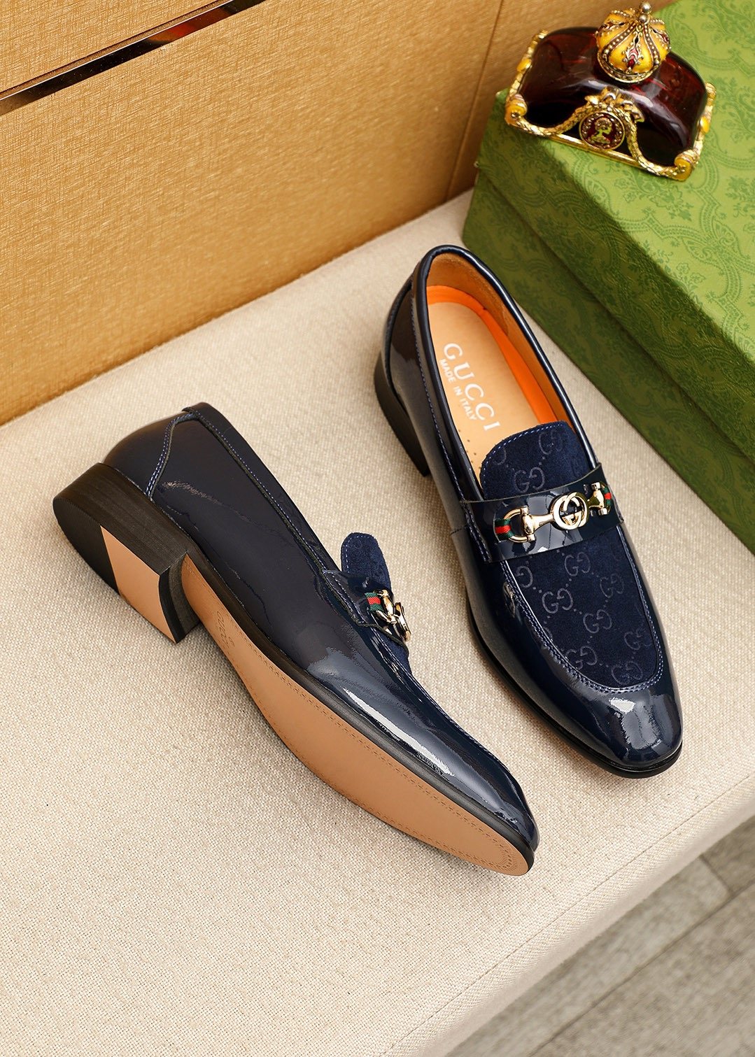 Gucci Glossy Bit Loafers